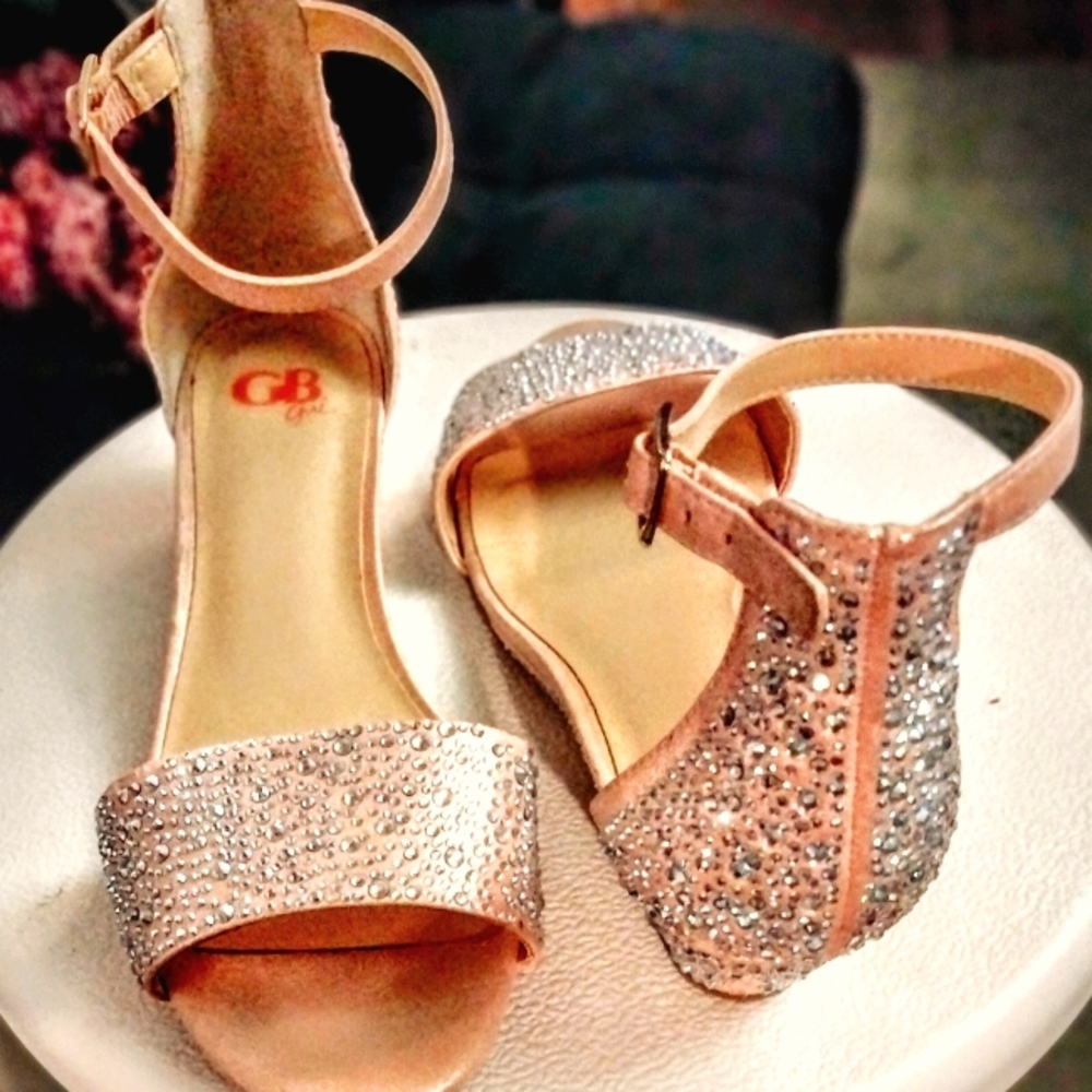 Young ladies low heeled sandals